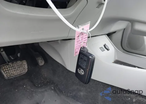 2015 Toyota Prius Two from USA, damaged, VIN JTDKN3DUXF1894570